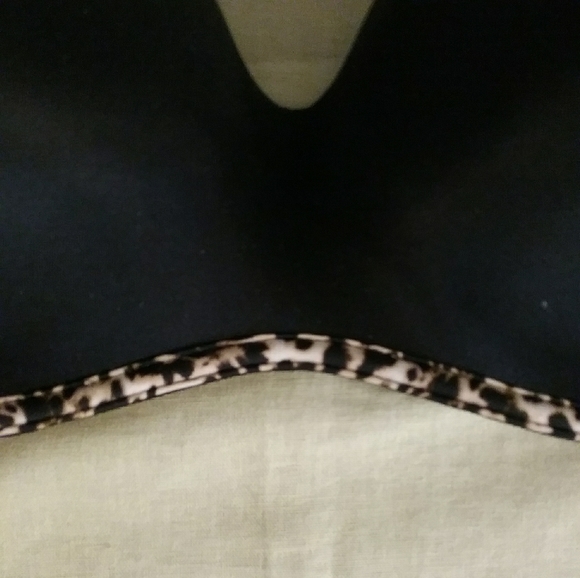 Victoria's Secret Bra - Picture 2 of 4